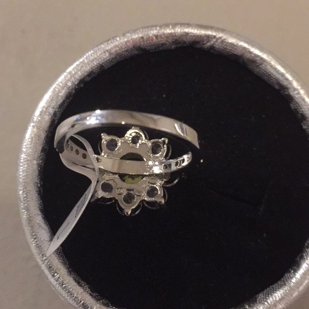 OLIVINE Wedding band 925 silver filled size 7 - Picture 4 of 5